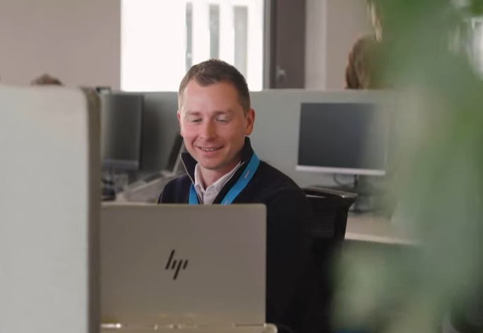 Collega Christoph over zijn eerste werkdag bij Savaco